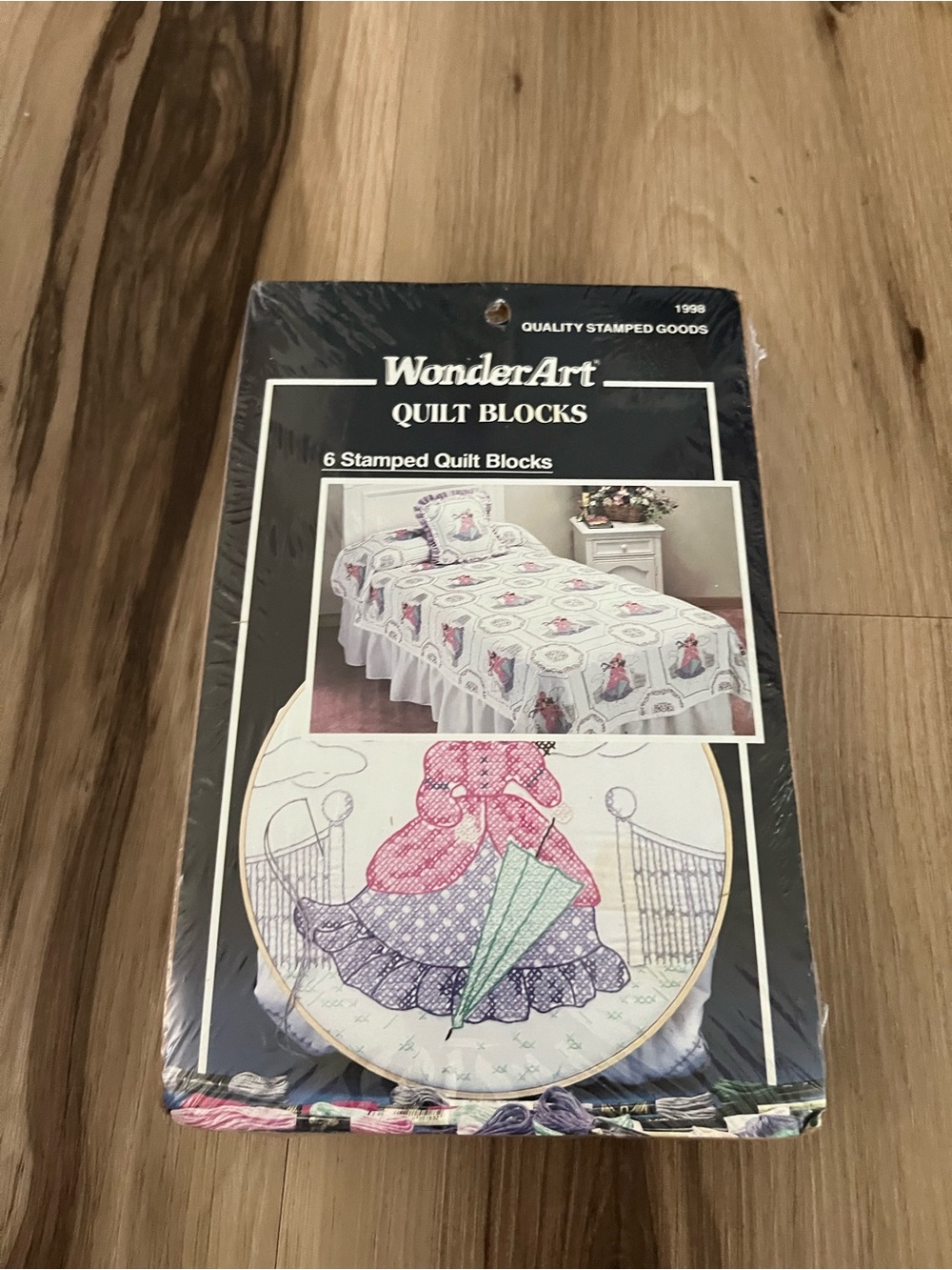 WonderArt 6 Stamped Quilt Blocks #1998 Young Scarlet New Colonial Lady